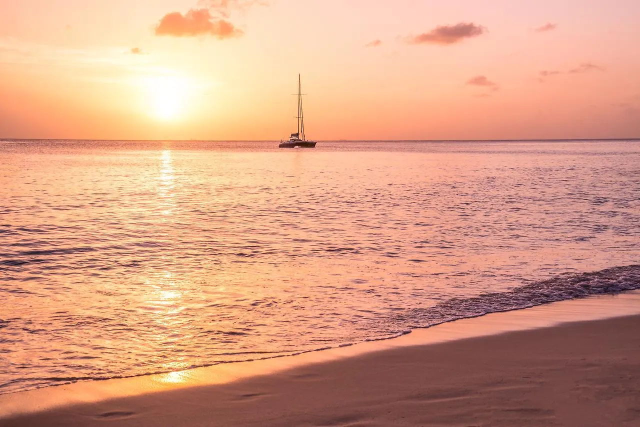 Resort The Sandpiper Saint James