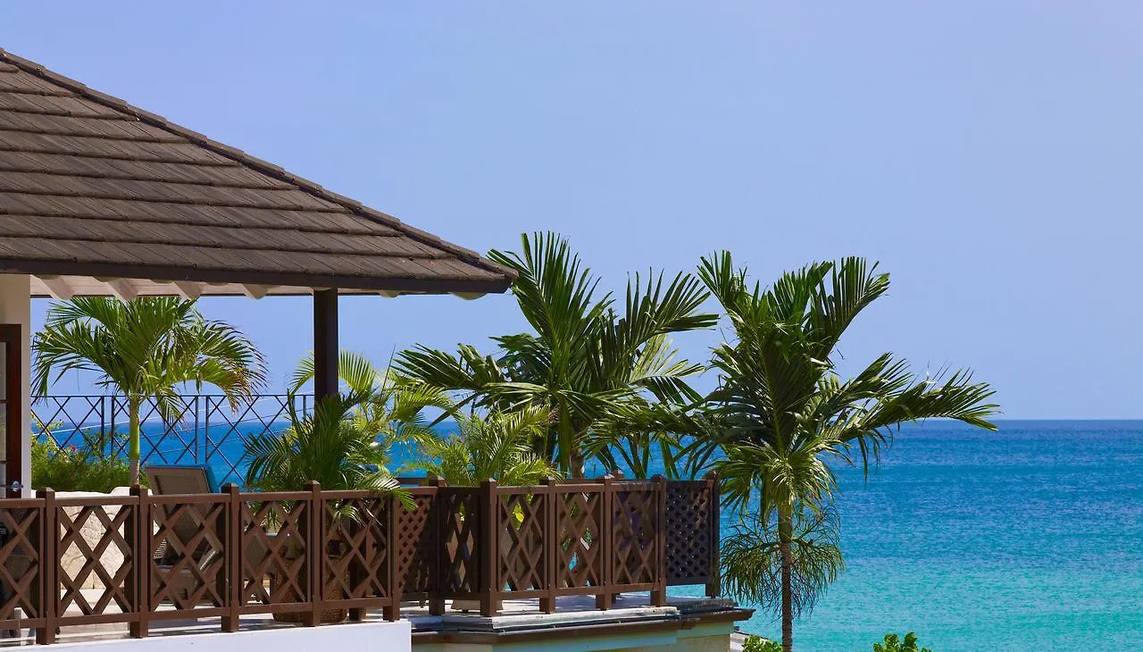 Resort The Sandpiper Saint James